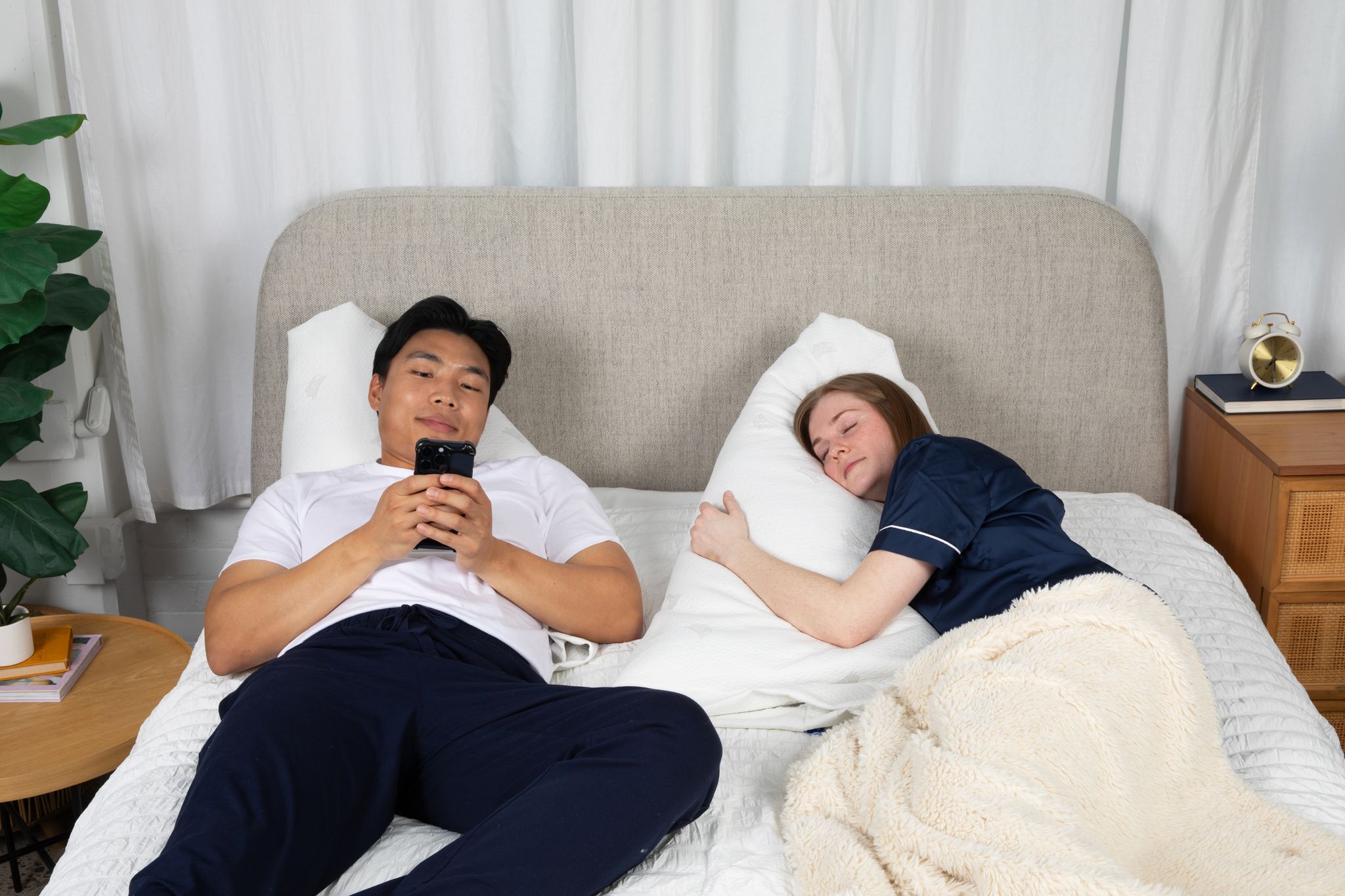 The standard queen featured with our standard king pillow. A comfortable pillow for a happy relationship. Never worry about waking your partner with snoring again with your customizable Zees pillows!